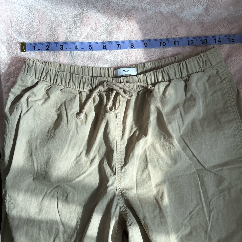 Aritzia TNA deploy parachute pants - S - humus beige - Picture 2 of 12